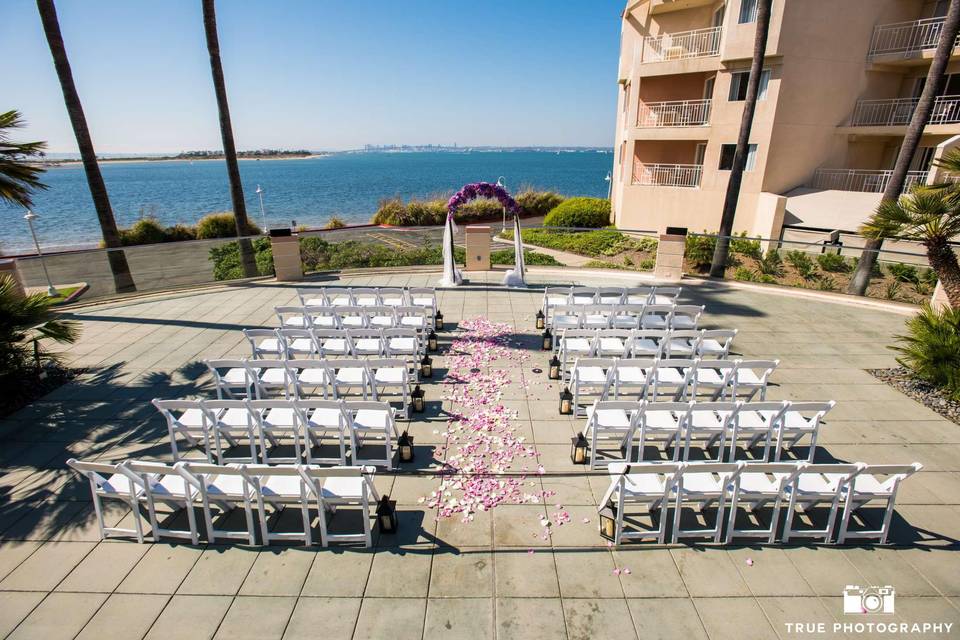 Resin Chairs | WeddingCeremony