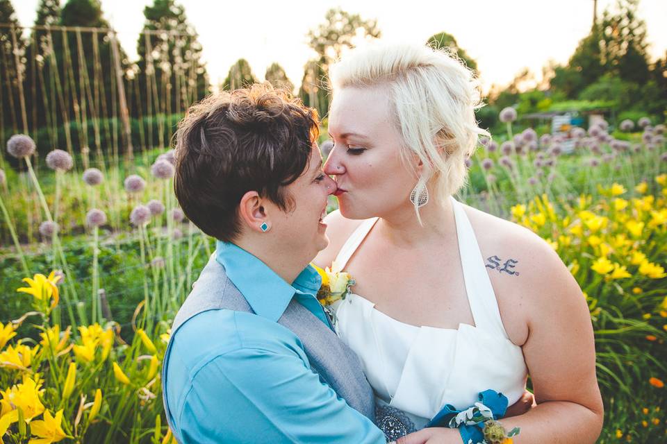 Twisted Aisle Weddings