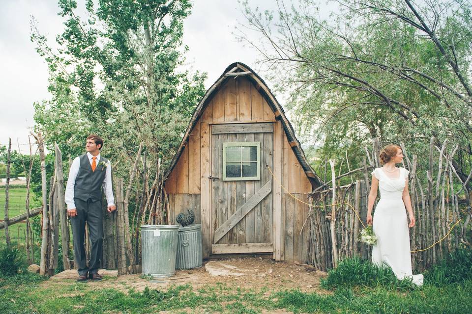 Rustic shed - Yellow Paddle Photography