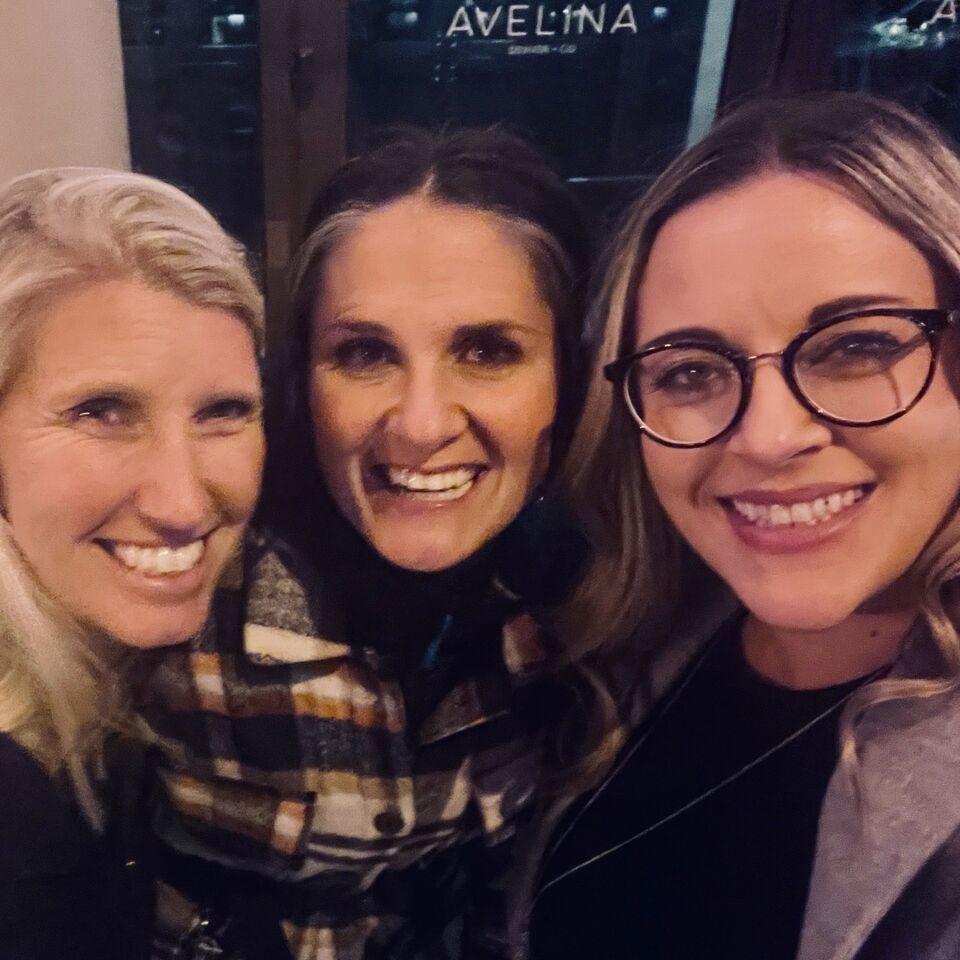 Amanda's + Steph