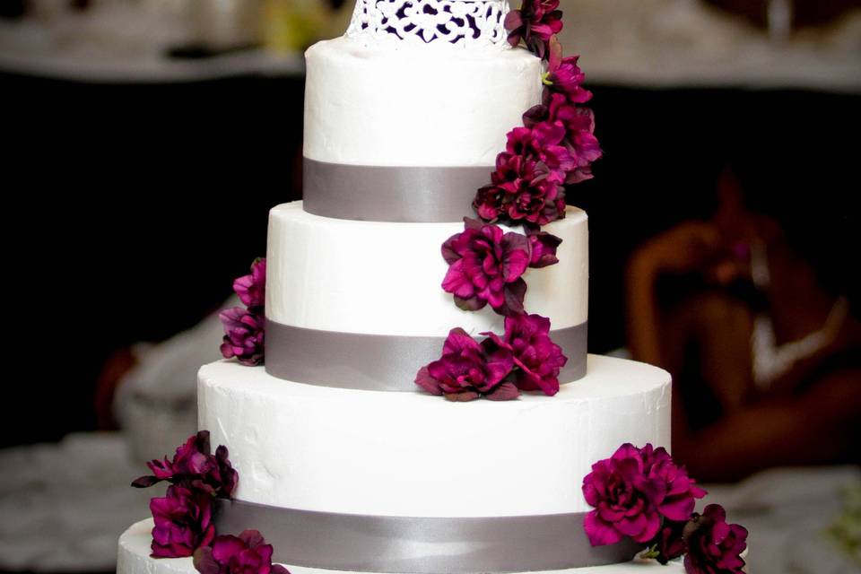 Multiple layered wedding cake