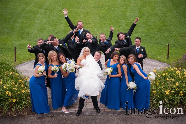 The couple with their bridesmaids and groomsmen