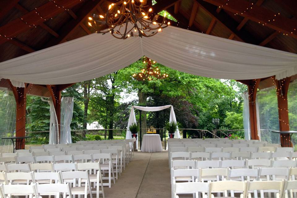 Springwood Manor Pavilion Rain Plan for a Wedding Ceremony