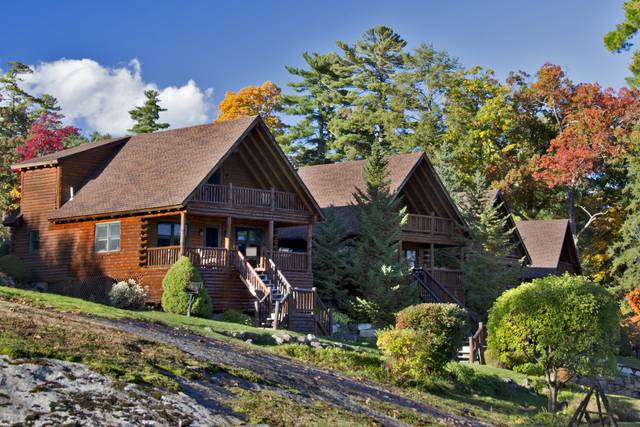 The Boathouse Restaurant and The Lodges at Cresthaven