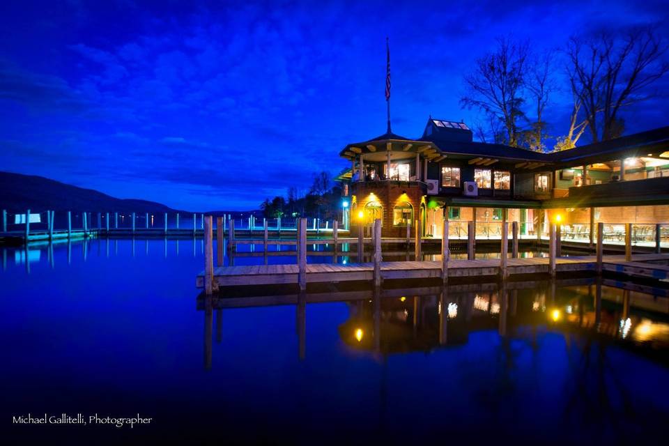 The Boathouse Restaurant and The Lodges at Cresthaven