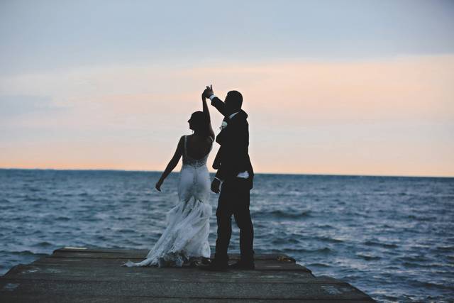 Www.capturedwithlove.com