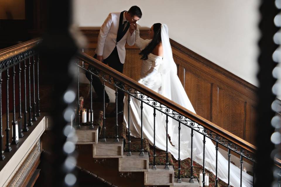 Www.capturedwithlove.com
