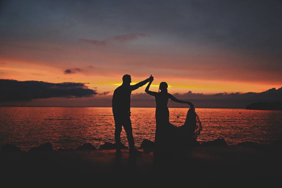 Www.capturedwithlove.com