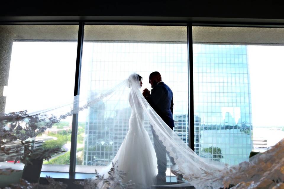 Www.capturedwithlove.com