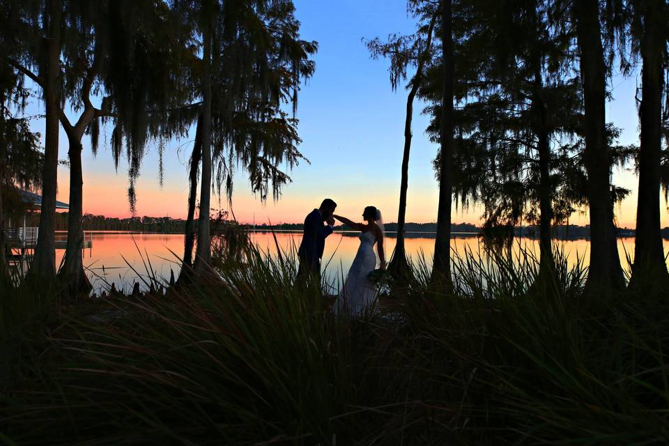 Www.capturedwithlove.com