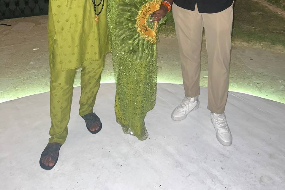 Photo with this amazing couple