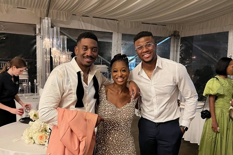 Photo with this amazing couple