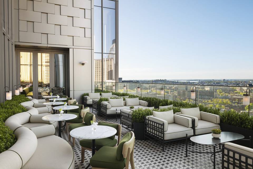 Long Bar & Terrace
