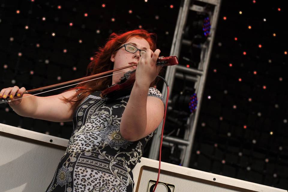 Action shot playing violin