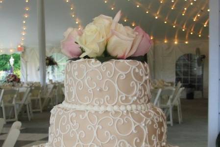 Custom Wedding Cakes by Penny