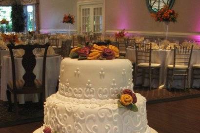 Custom Wedding Cakes by Penny