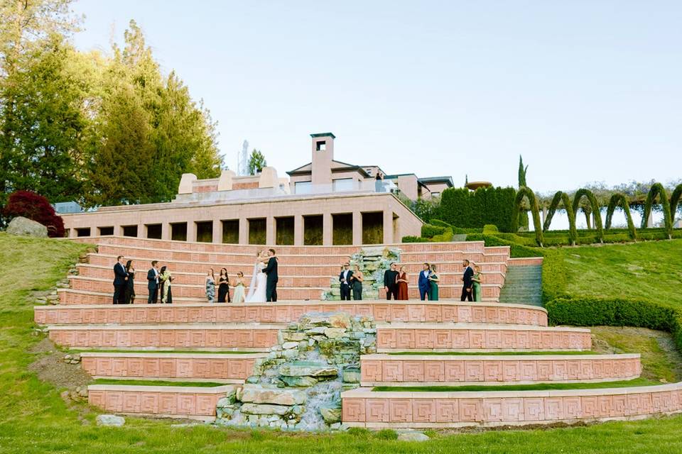 Amphitheater Waterfall
