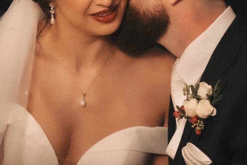 Bridal hair and makeup