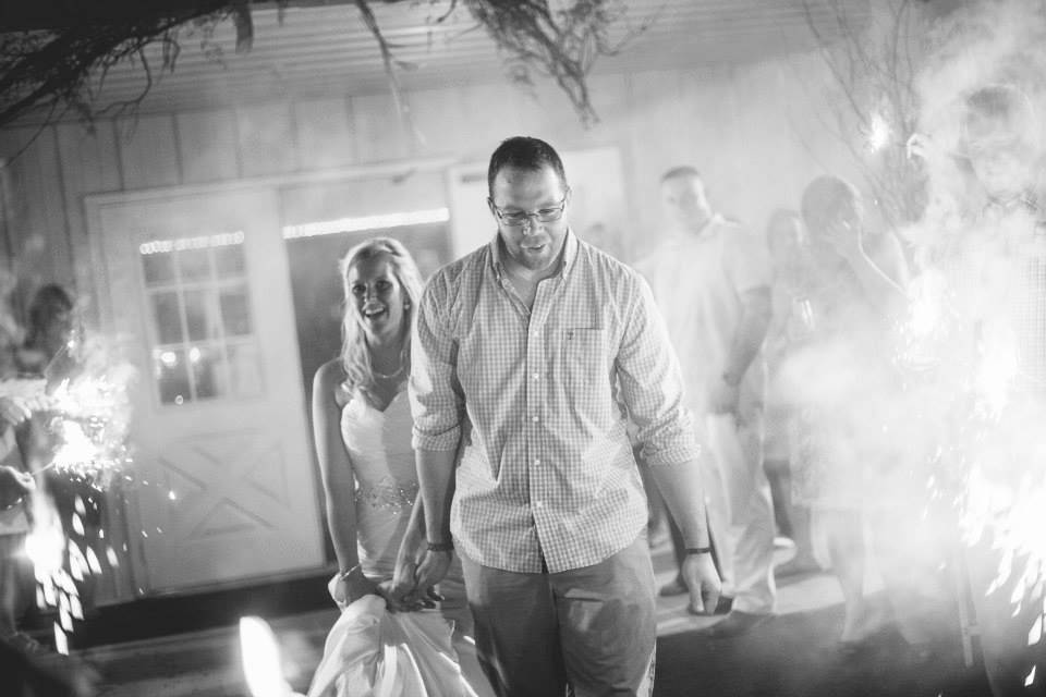 Lindsay + Jesse | Shelbyville, KY photo courtesy of Bradley Quinn Photography