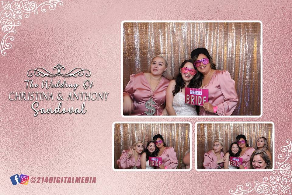 WEDDING PHOTO BOOTH