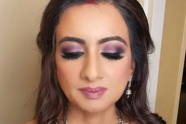 Purple eye makeup