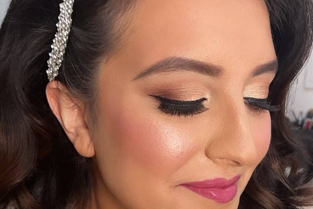 Warm eye makeup