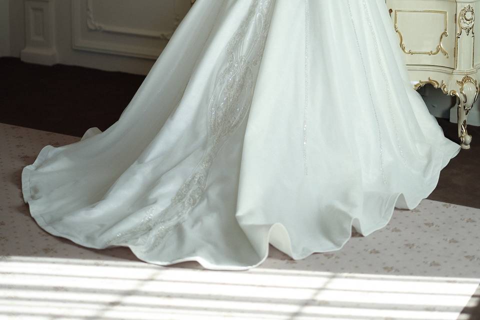 Qendresa Bridal