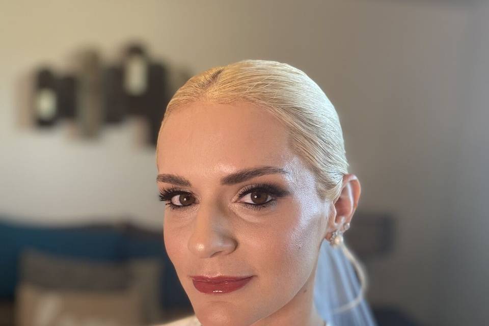 Glam makeup