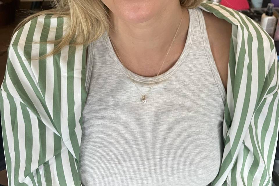 Natural makeup