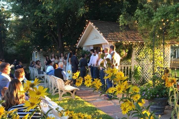 Country Home Weddings