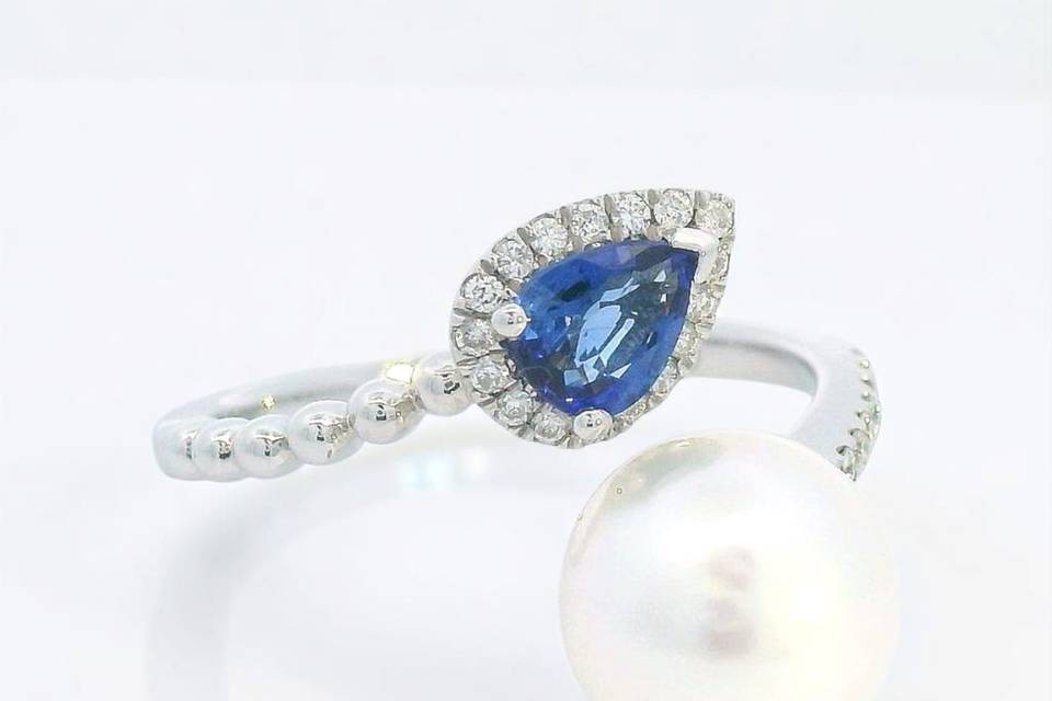 Sapphire and Pearl Ring