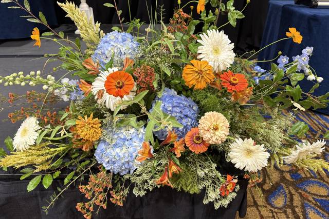 kk jones flowers, LLC