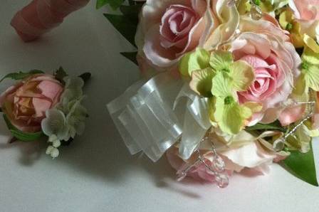 Keepsake Silk Flowers