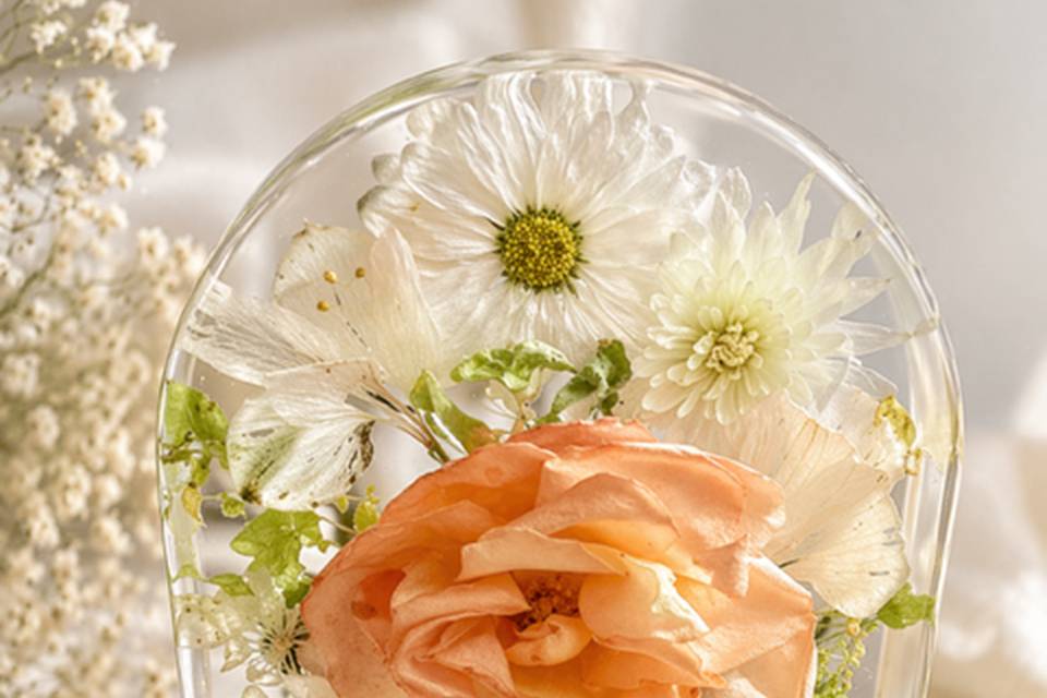 arch with orange flower.png