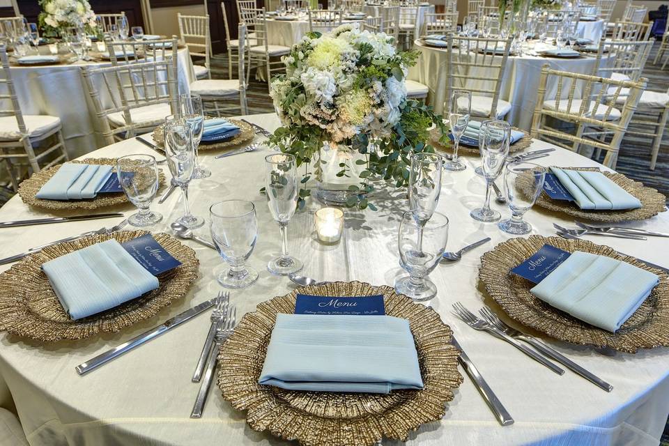 Table set-up with centerpiece