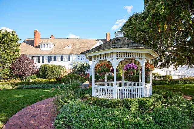 Mansion at Timber Point