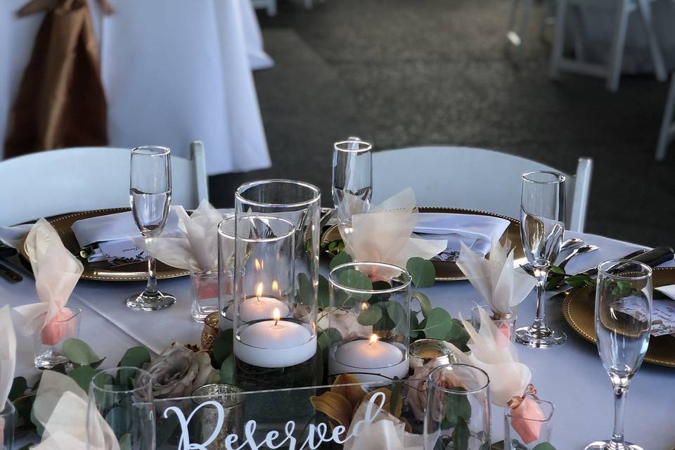 Cake table with backdrop