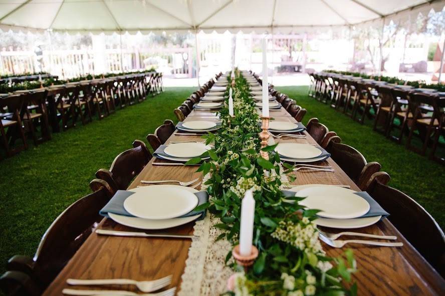 Long table setting