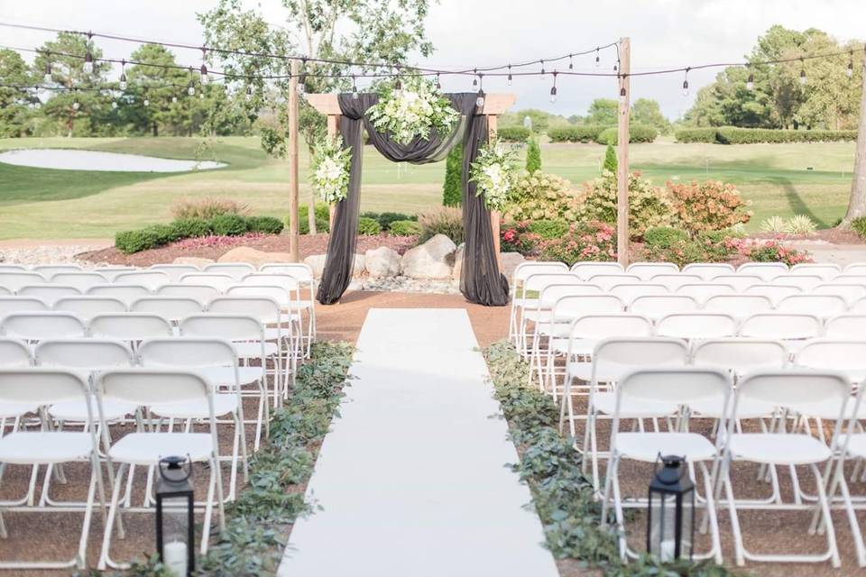 Outdoor ceremony