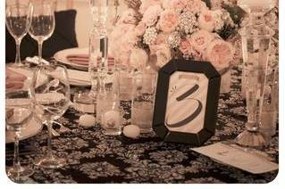 centerpieces at a wedding