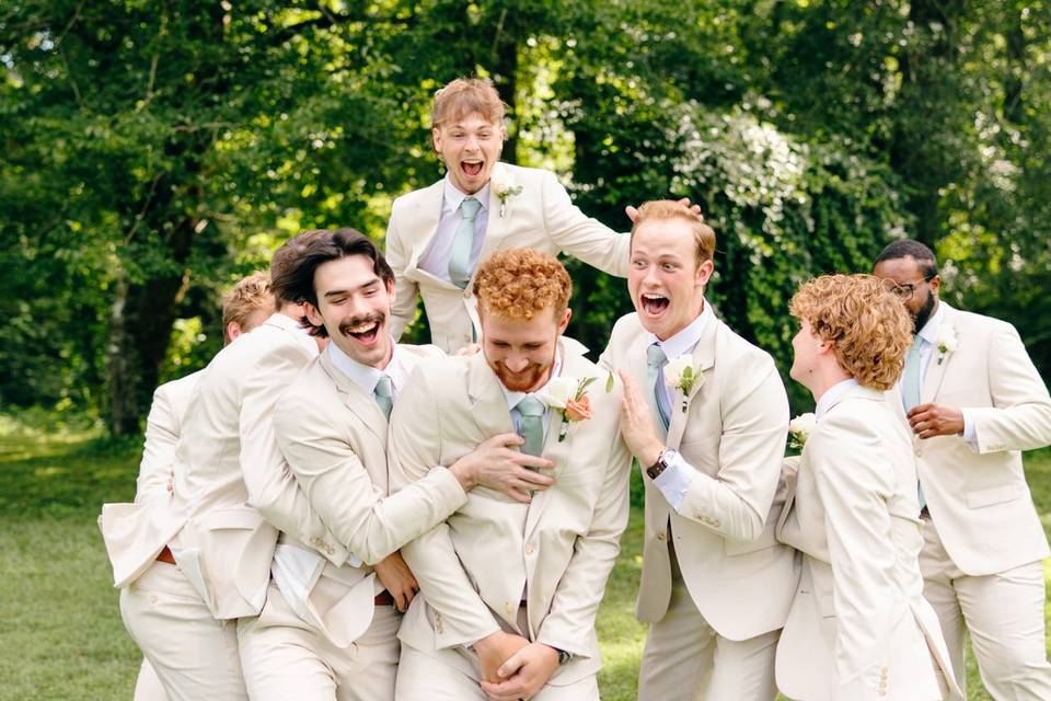 Groomsmen