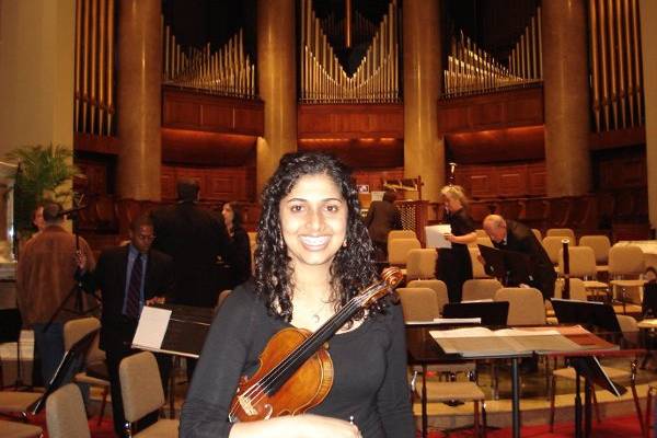 Violinist, Saveri B.