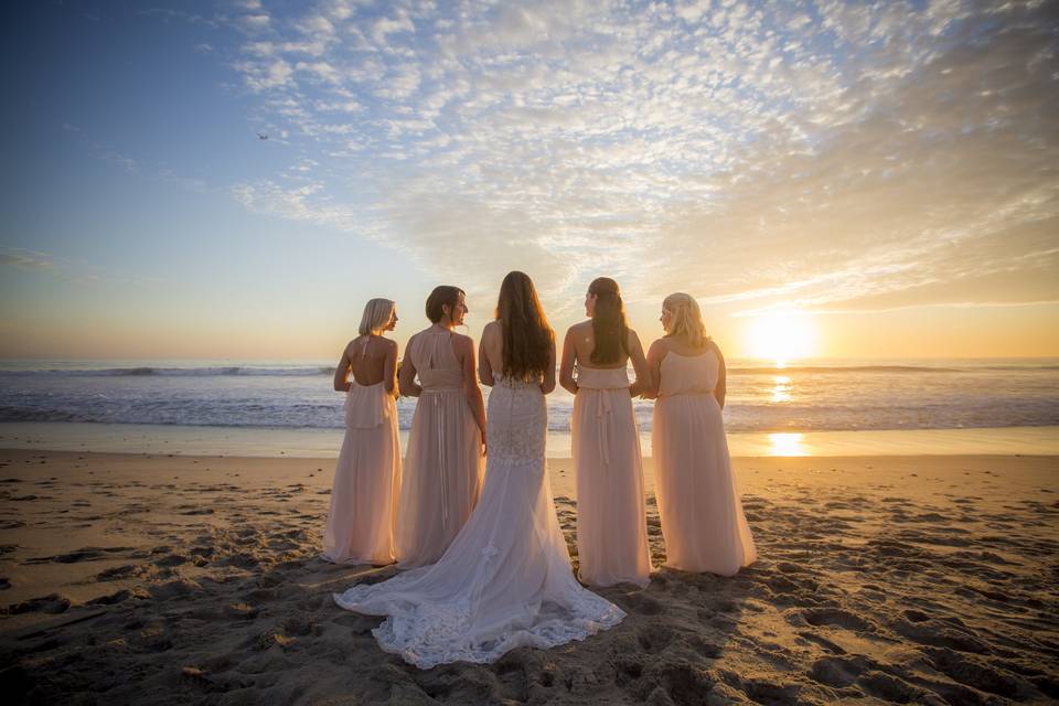 Bride and her bridemaids