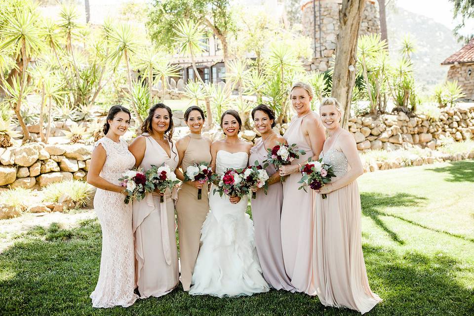 The bride with her bridesmaids