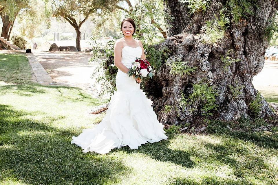 The bride with her bridesmaids