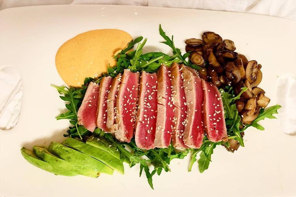 Seared Ahi with Sriracha
