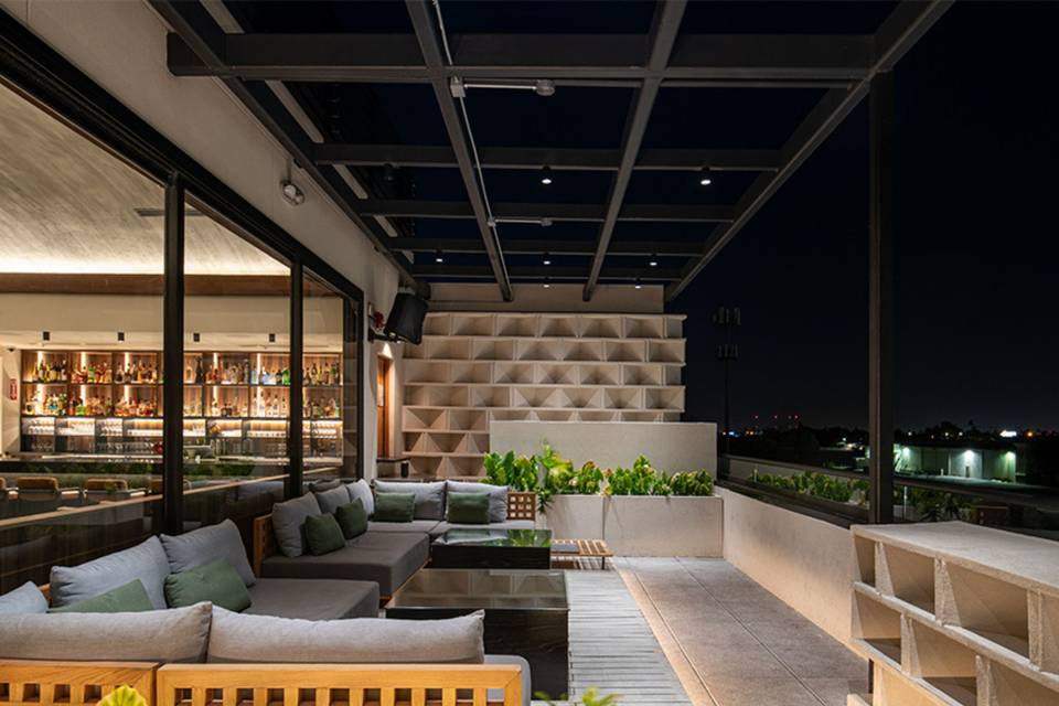 Toloa Rooftop