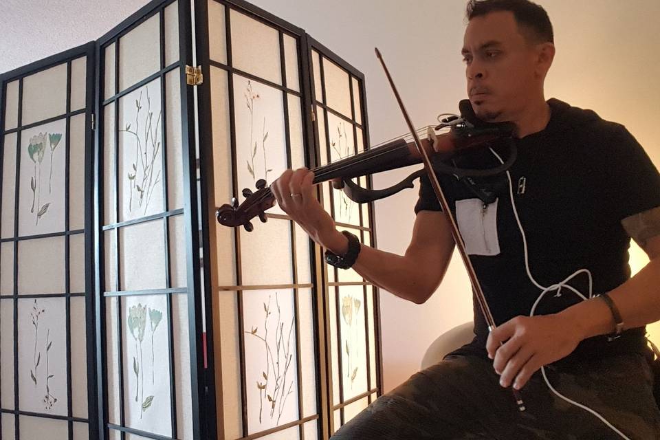 Kikeysuviolin