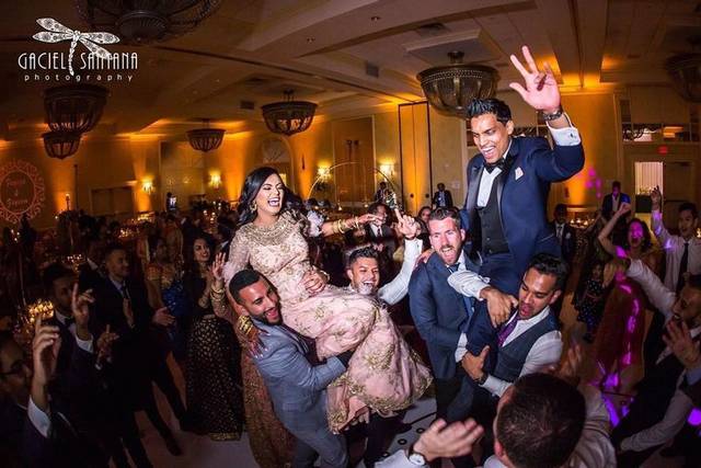 AWAAZ Entertainment