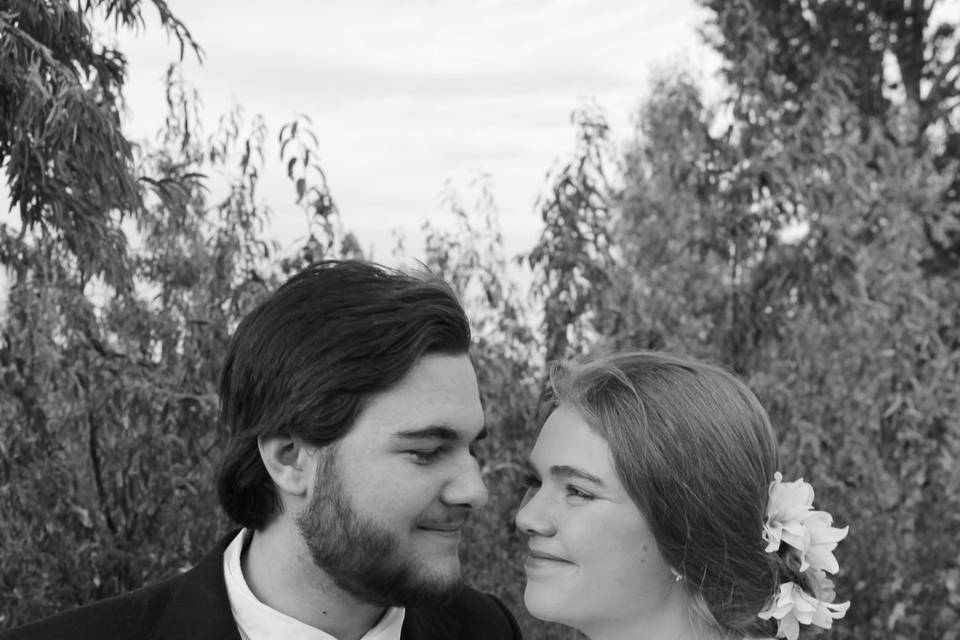 B/W Bride and Groom